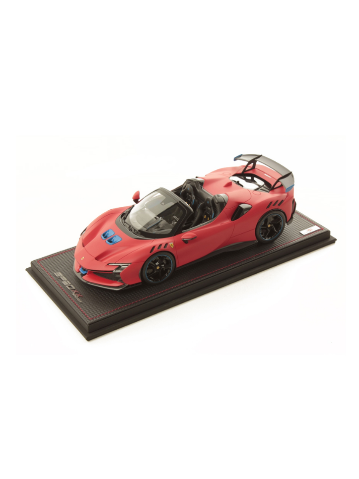 Modellino auto in scala 1:18 FERRARI SF90 XX SPIDER ROSSO LE MANS LIMITED EDITION