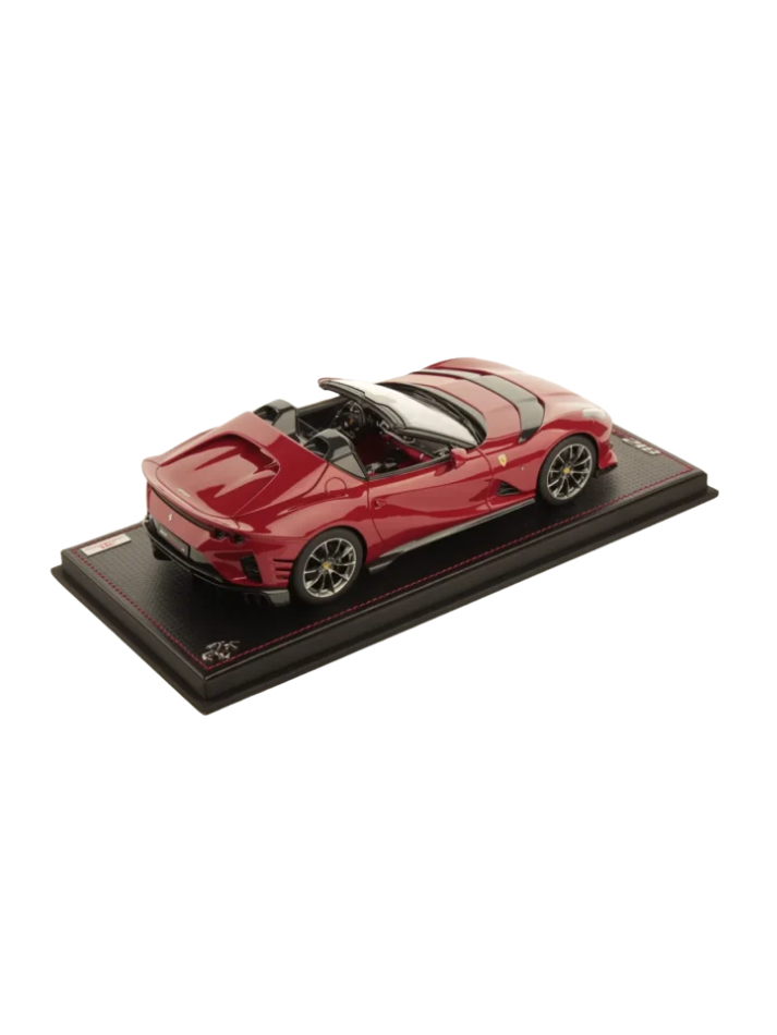 Modellino auto in scala 1:18 FERRARI 812 COMPETIZIONE ROSSO TRS