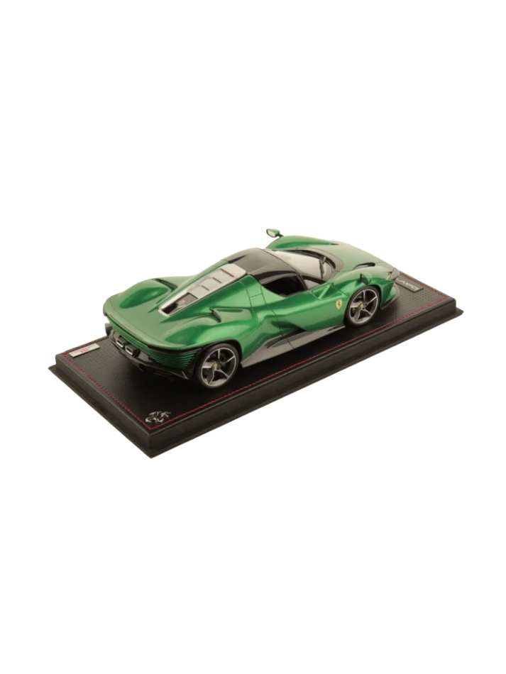 Modellino auto in scala 1:18 FERRARI DAYTONA SP3 GREEN JEWEL LIMITED EDITION-2
