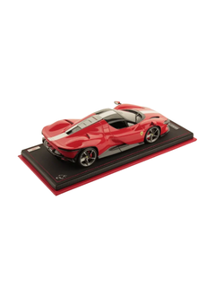Modellino auto in scala 1:18 FERRARI DAYTONA SP3 ROSSO SCUDERIA-2