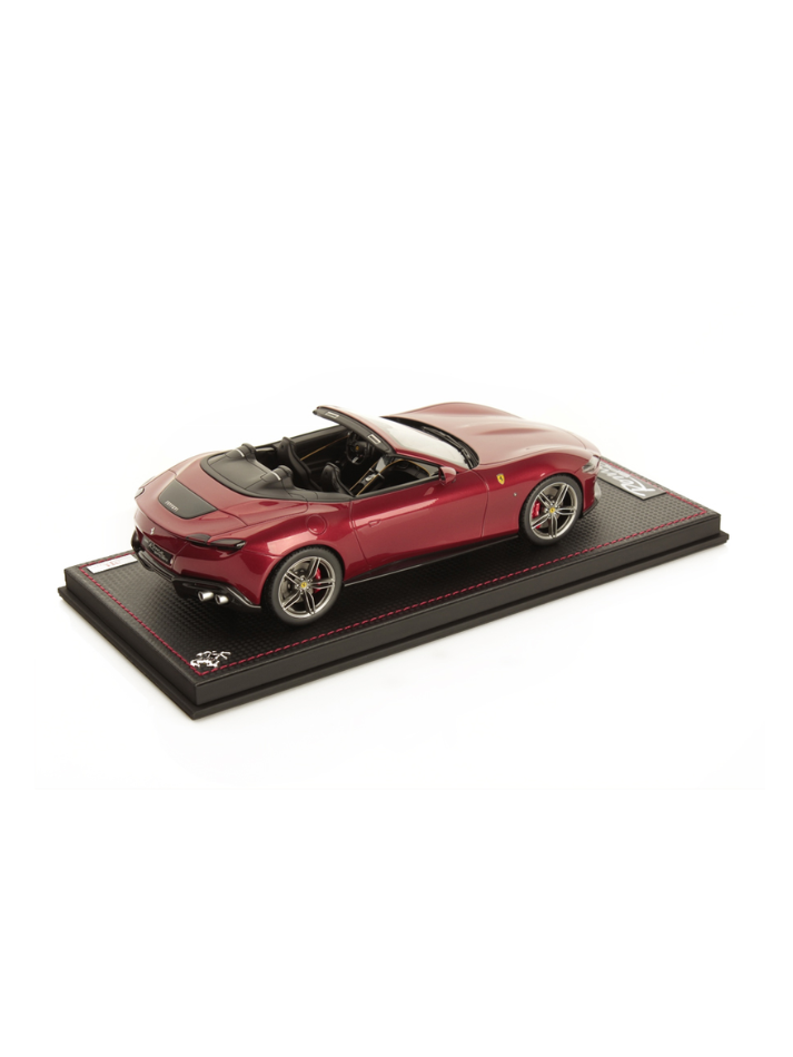 Modellino auto in scala 1:18 FERRARI ROMA ROSSO IMOLA LIMITED EDITION