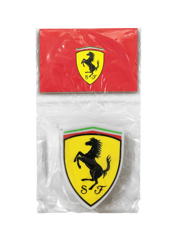 Scuderia Ferrari Gomma Scudetto-1