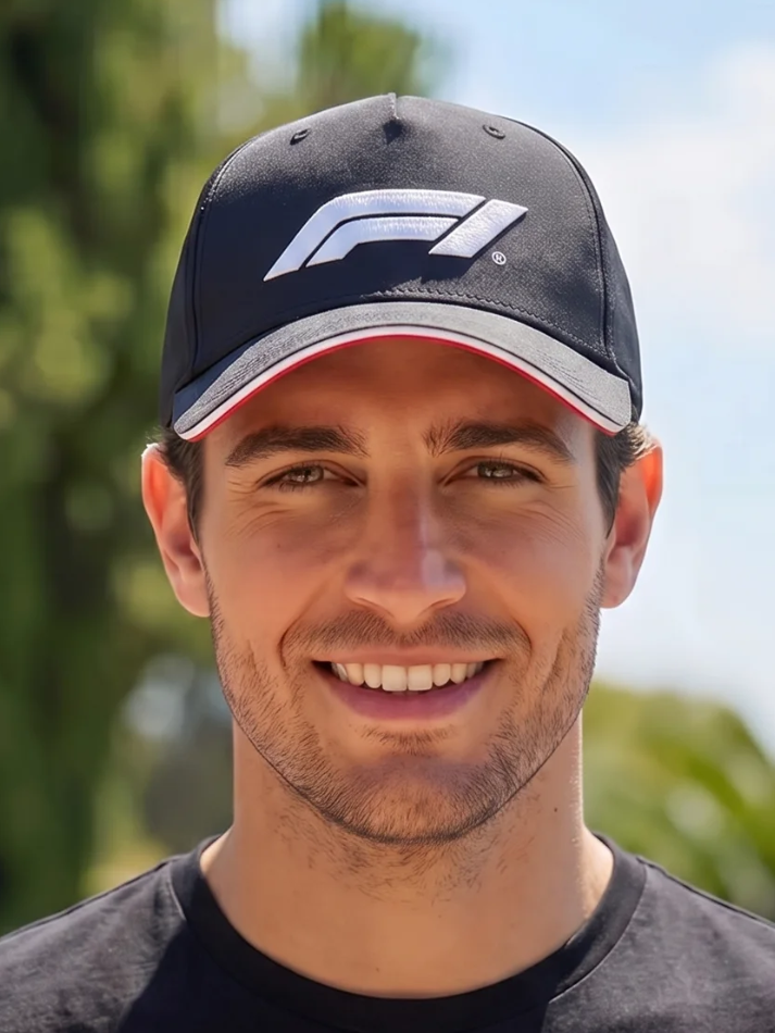 Cappellino Ferrari F1 Nero con logo bianco