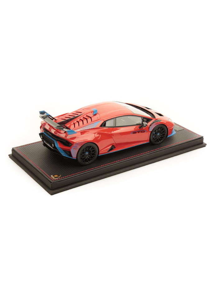 Modellino auto in scala 1:18 Lamborghini Huracán STO Arancio Xanto-4