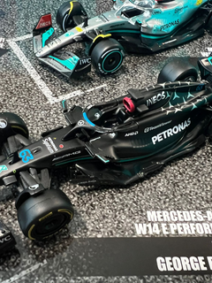 Modellini auto Burago in scala 1:43 MERCEDES AMG PETRONAS  W14 #44-W14 #63-W13 #44-W12 #44 box 4 cars-5