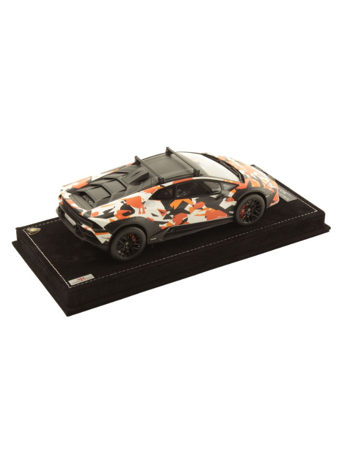 Modellino auto in scala 1:18 Lamborghini Huracan Sterrato All Terrain Terra Version-2