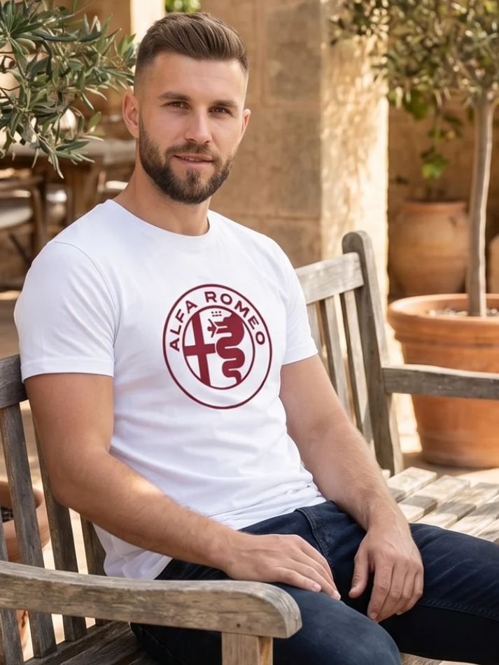 Alfa Romeo T-shirt bianca con logo rosso in cotone da uomo-3