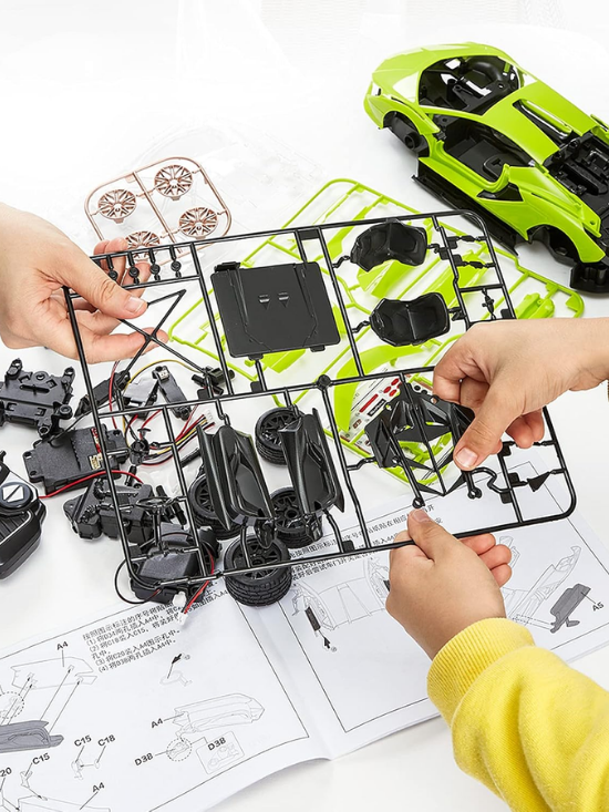 RASTAR Modellino auto con kit montaggio in scala 1:18 Lamborghini Sian FKP37 RC Car Kit Green-5